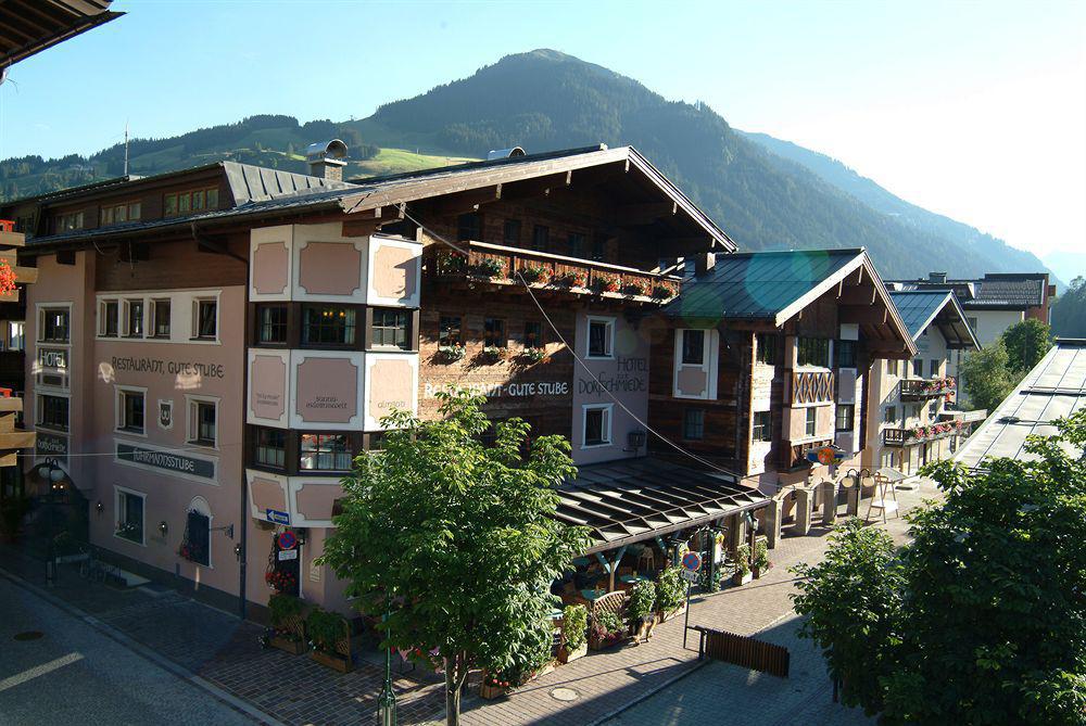 Hotel Gluecksschmiede - Hinterglemm ザールバッハ・ヒンターグレム エクステリア 写真