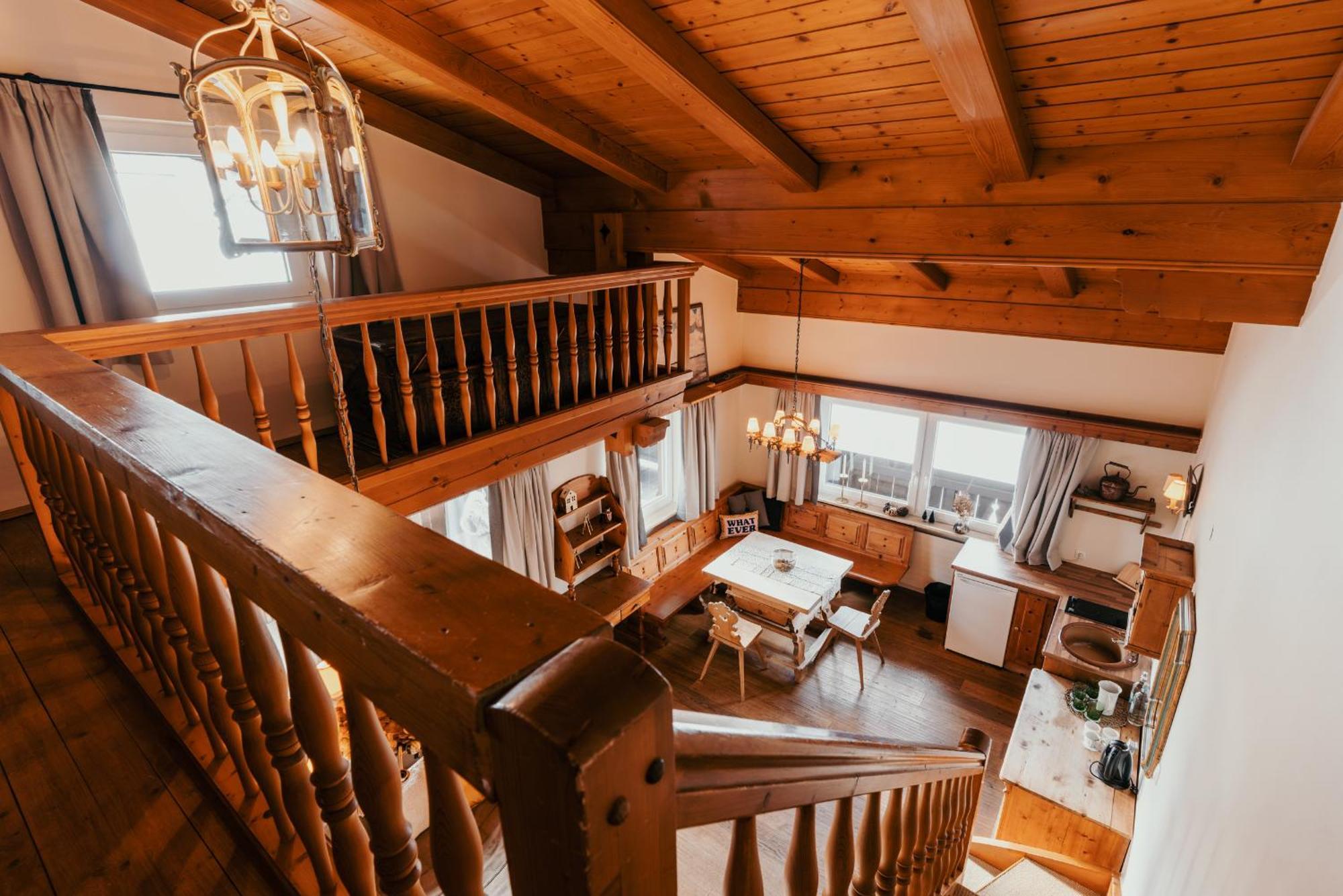 Hotel Gluecksschmiede - Hinterglemm ザールバッハ・ヒンターグレム エクステリア 写真