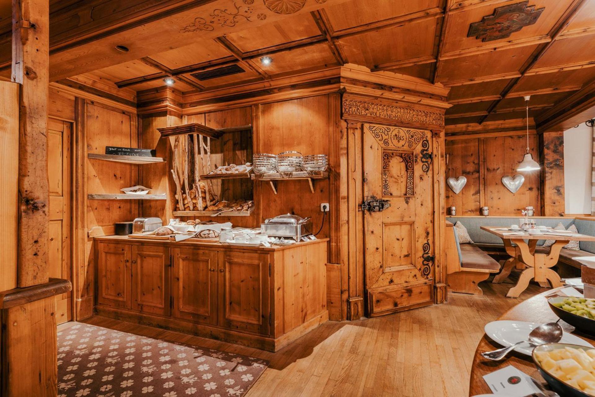 Hotel Gluecksschmiede - Hinterglemm ザールバッハ・ヒンターグレム エクステリア 写真